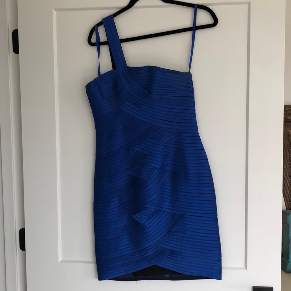 VEUC BCBGMaxazria Blue Bandage Dress 8